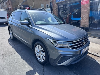 Used Volkswagen Tiguan Allspace 2024 for sale - 78984853: Photo