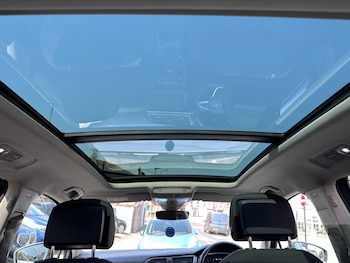 Used Volkswagen Tiguan Allspace 2024 for sale - 78984853: Photo