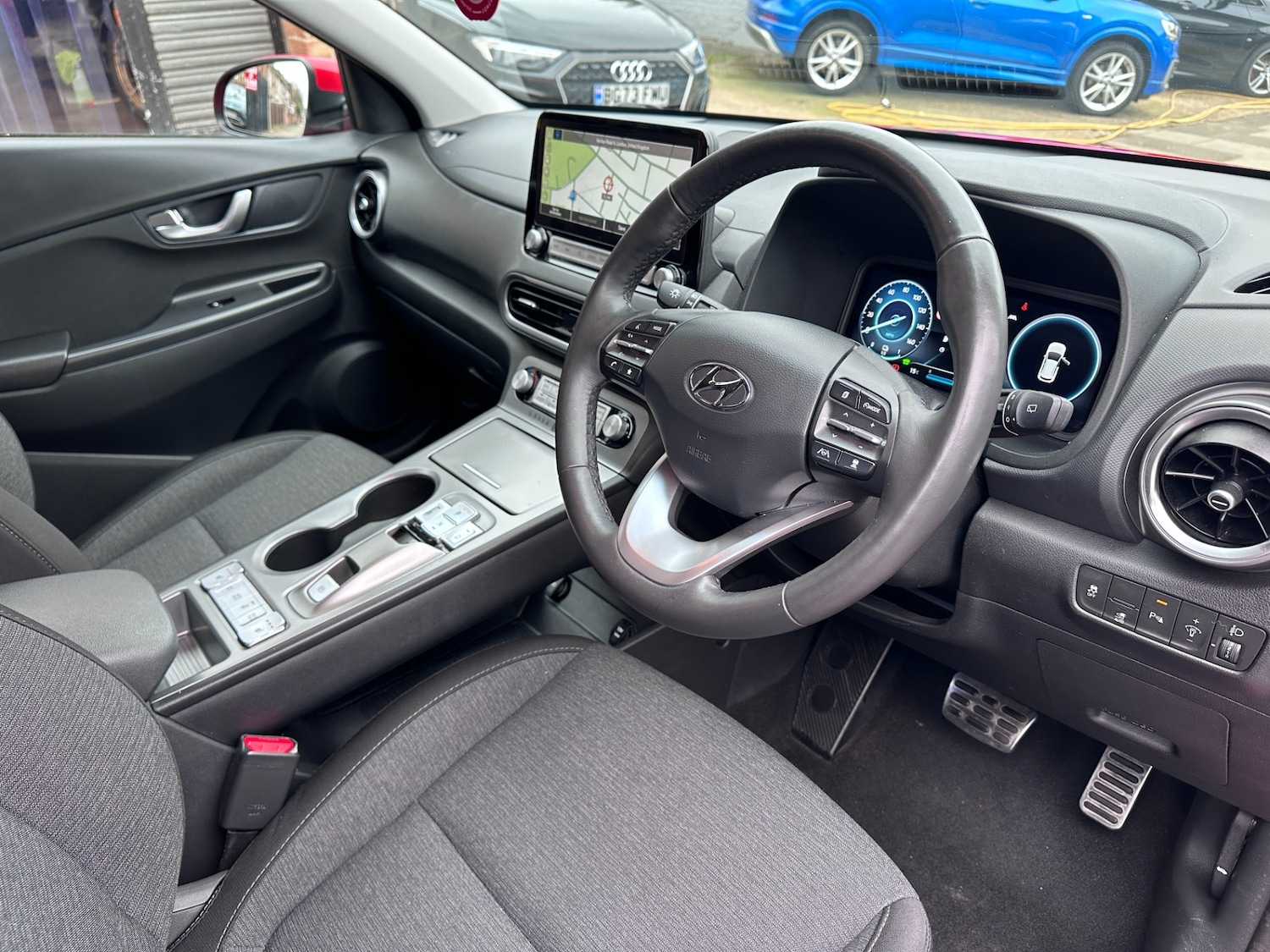 Used Hyundai KONA 2023 for sale - 77679415: Photo 6