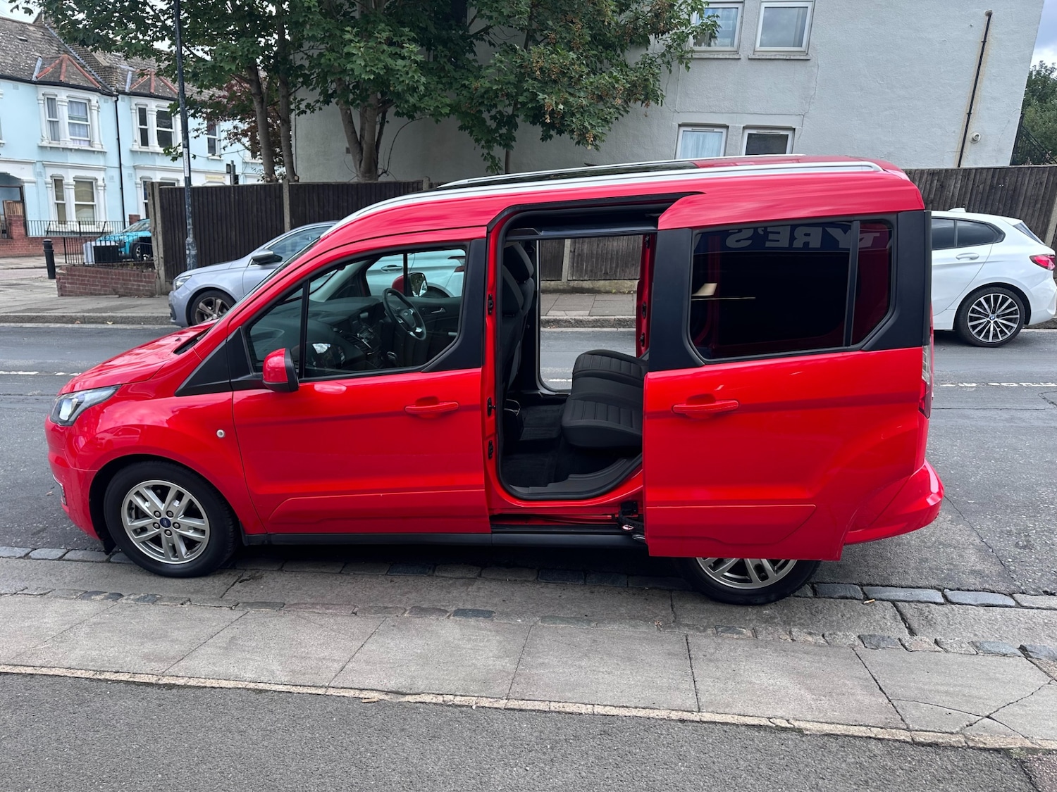 Vehicle 28