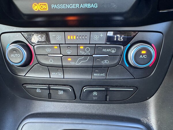 Used Ford Tourneo Connect 2020 for sale - 76222492: Photo 16