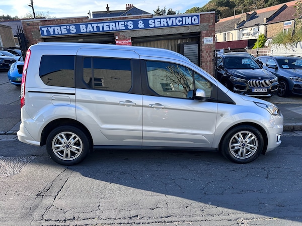 Used Ford Tourneo Connect 2020 for sale - 76222492: Photo 3