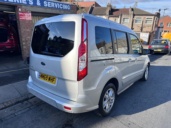 Used Ford Tourneo Connect 2020 for sale - 76222492: Photo 5