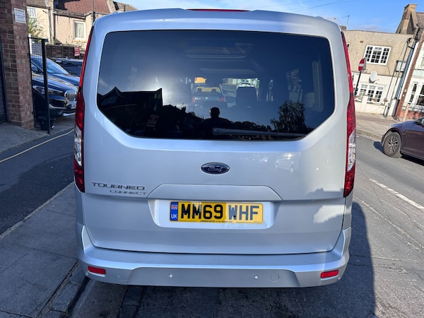 Used Ford Tourneo Connect 2020 for sale - 76222492: Photo 9