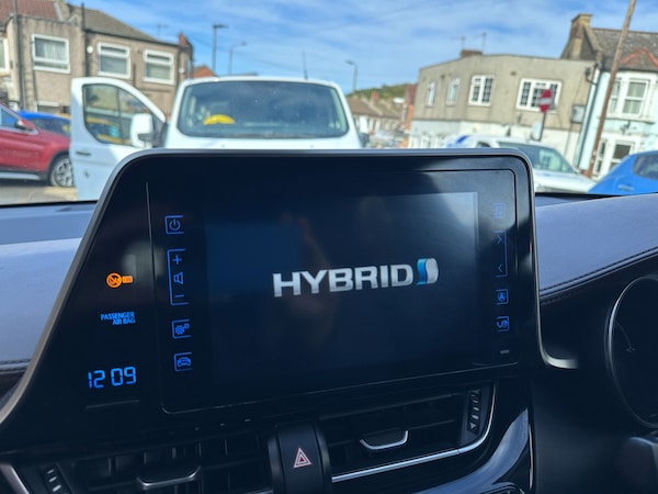Used Toyota C-HR 2019 for sale - 76055848: Photo 24