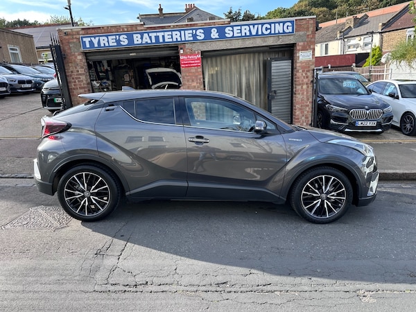 Used Toyota C-HR 2019 for sale - 76055848: Photo 3