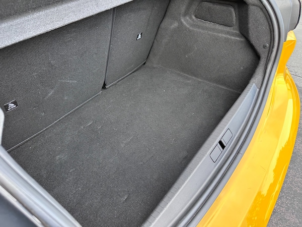Used Peugeot 208 2023 for sale - 75468201: Photo 10