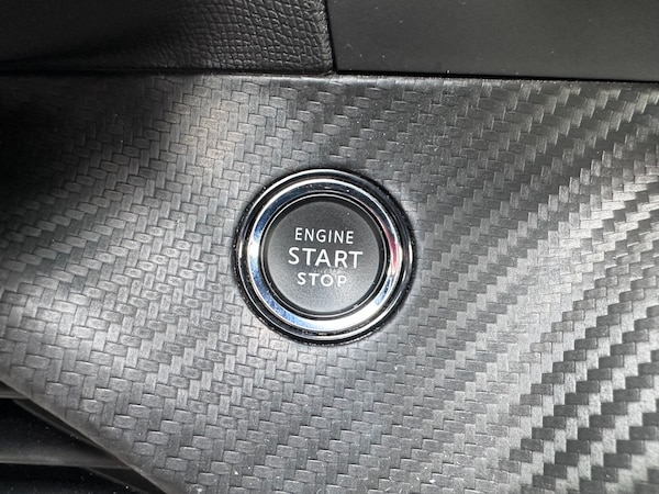 Used Peugeot 208 2023 for sale - 75468201: Photo 46