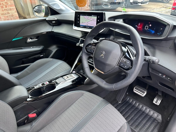 Used Peugeot 208 2023 for sale - 75468201: Photo 4