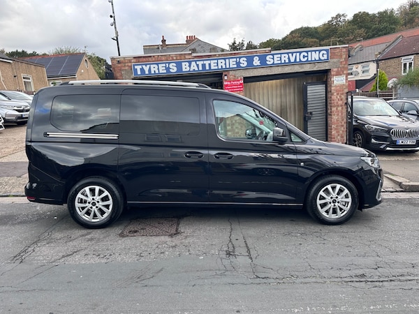 Used Ford Tourneo Connect 2022 for sale - 76209501: Photo 3