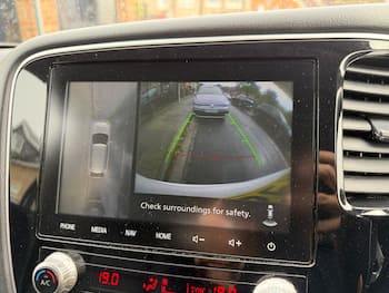 Used Mitsubishi Outlander 2020 for sale - 79802395: Photo