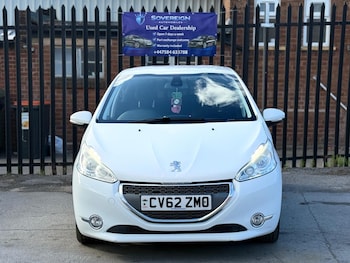 Used Peugeot 208 2012 for sale - 78810906: Photo