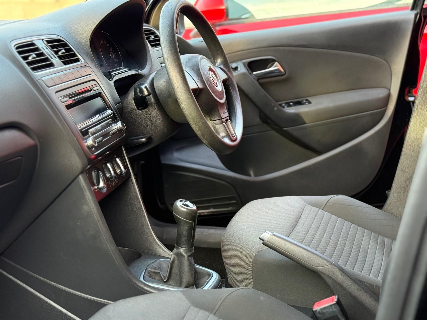 Used Volkswagen Polo 2011 for sale - 77997006: Photo 20