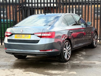 Used Skoda Superb 2016 for sale - 78493146: Photo