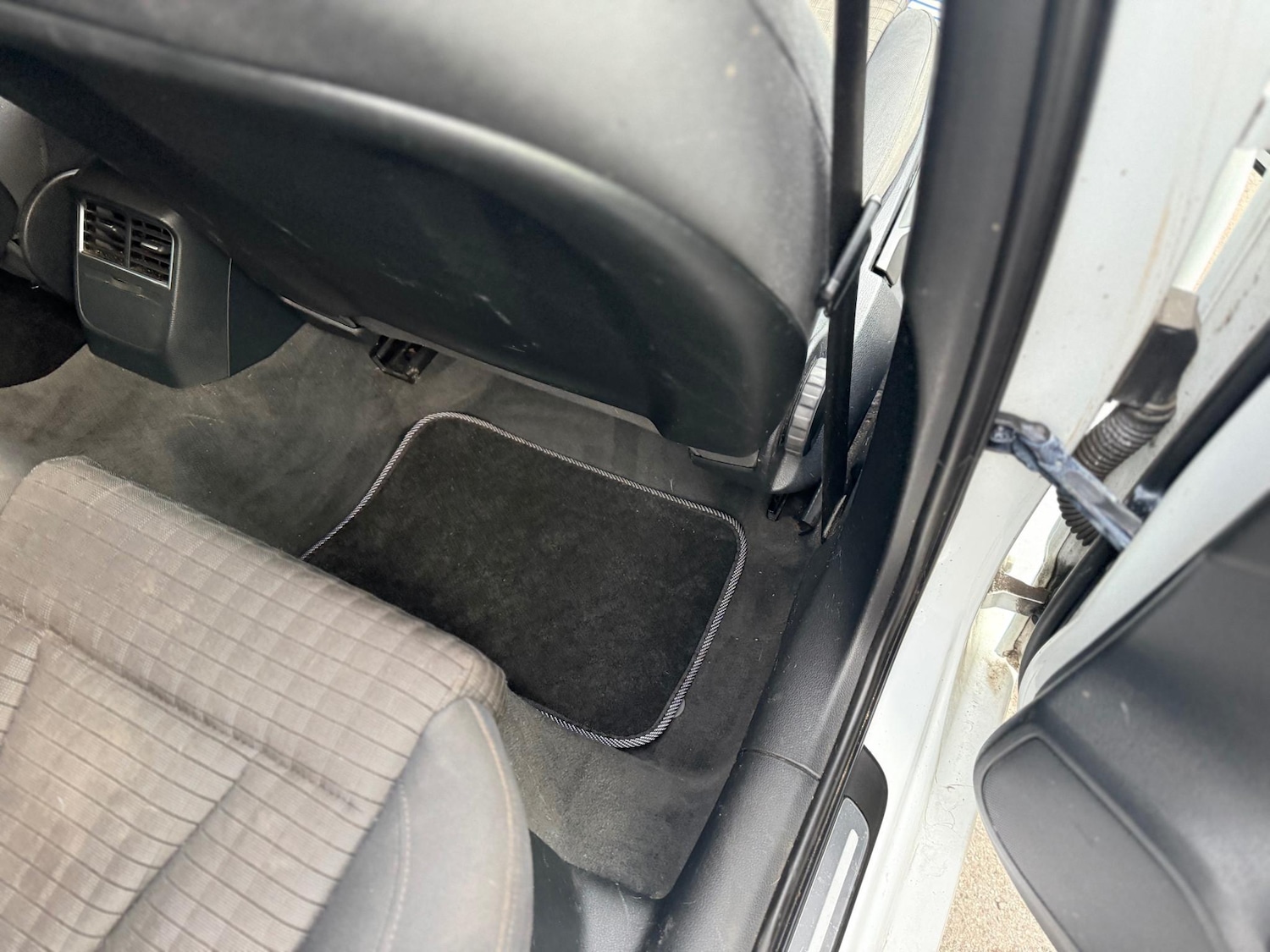 Used Audi A3 2014 for sale - 77997008: Photo 12