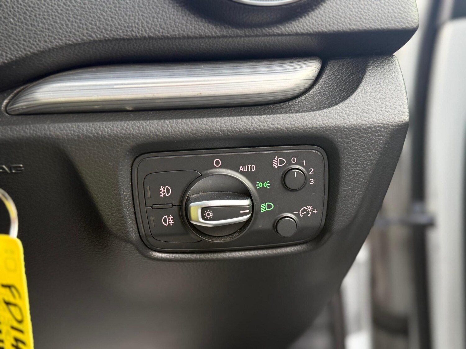 Used Audi A3 2014 for sale - 77997008: Photo 28