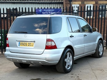 Used Mercedes-Benz M Class 2005 for sale - 78562835: Photo