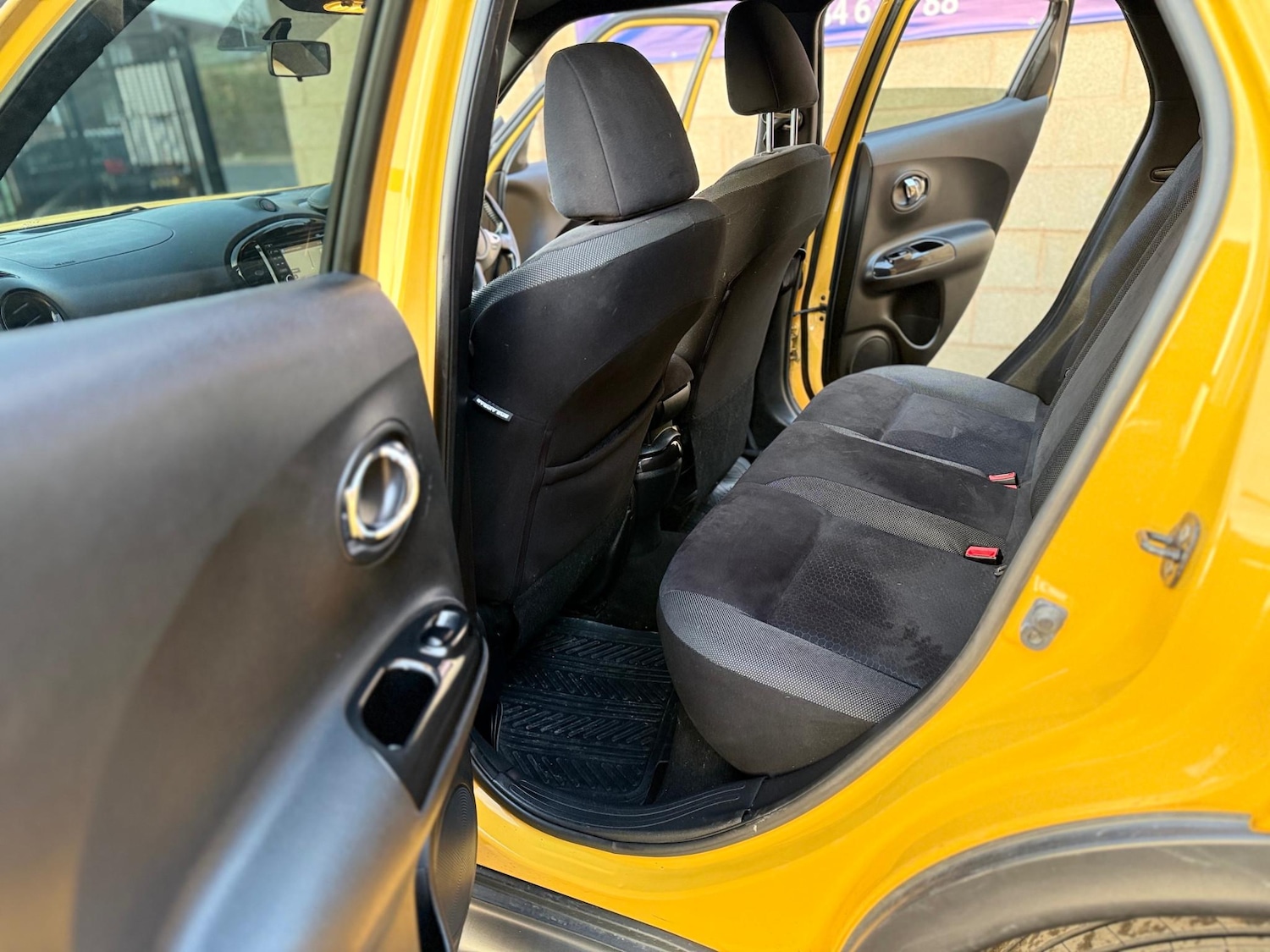 Used Nissan Juke 2014 for sale - 78212261: Photo 21