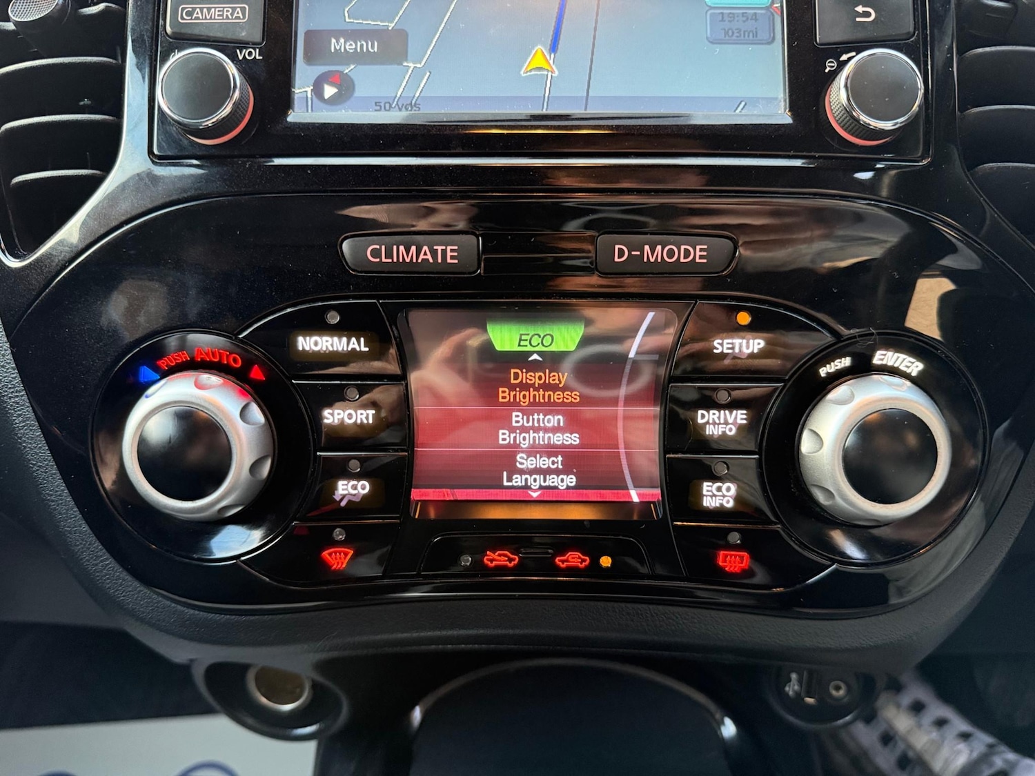 Used Nissan Juke 2014 for sale - 78212261: Photo 26