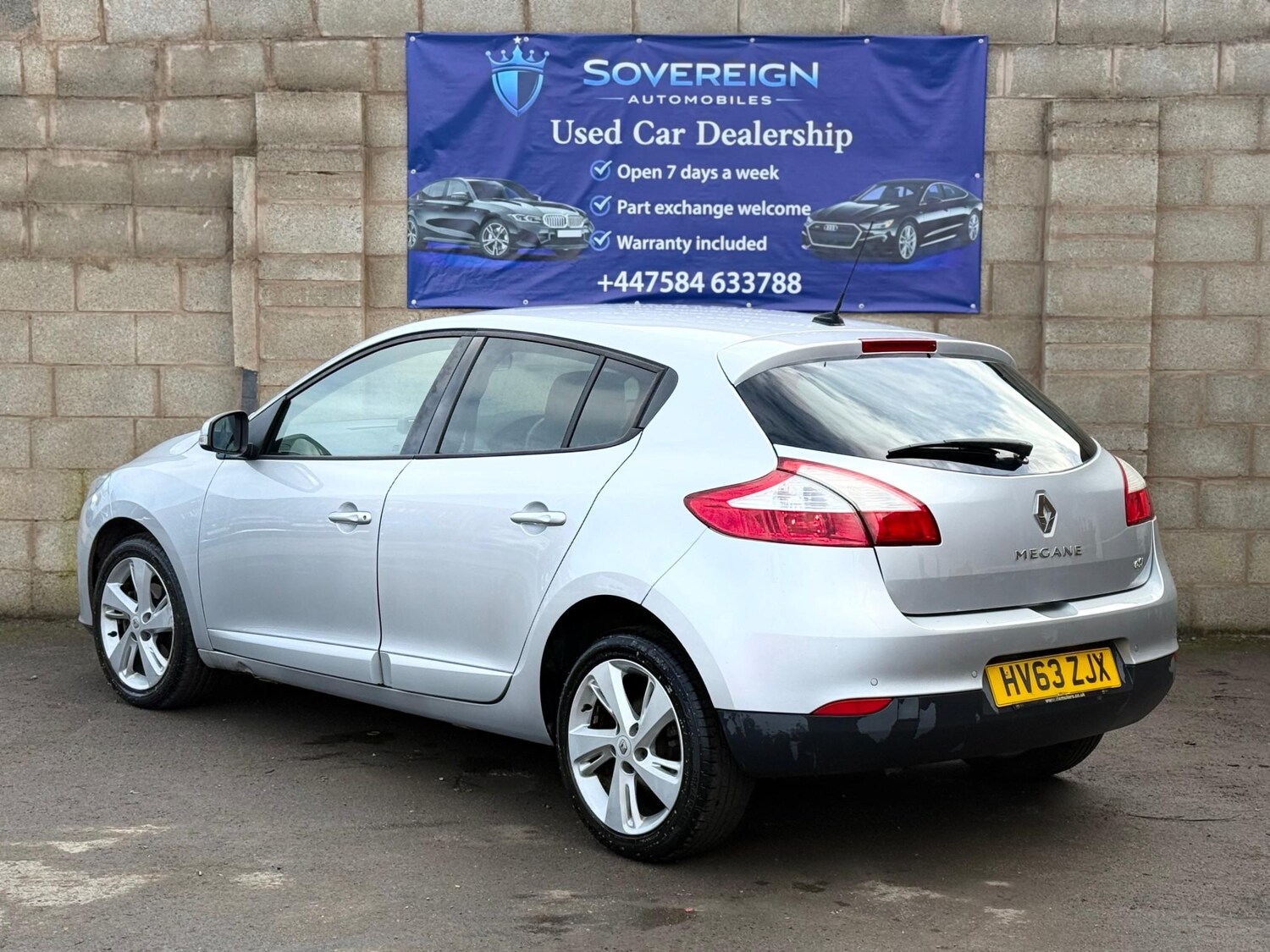 Used Renault Megane 2013 for sale - 77997007: Photo 3