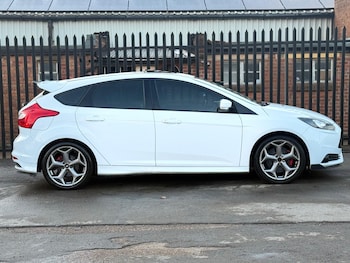 Used Ford Focus 2014 for sale - 78296436: Photo