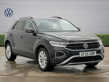 Used Volkswagen T-Roc 2025 for sale - 78293231: Photo