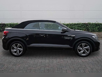 Used Volkswagen T-Roc 2022 for sale - 78128816: Photo