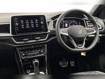 Used Volkswagen T-Roc 2025 for sale - 79063569: Photo