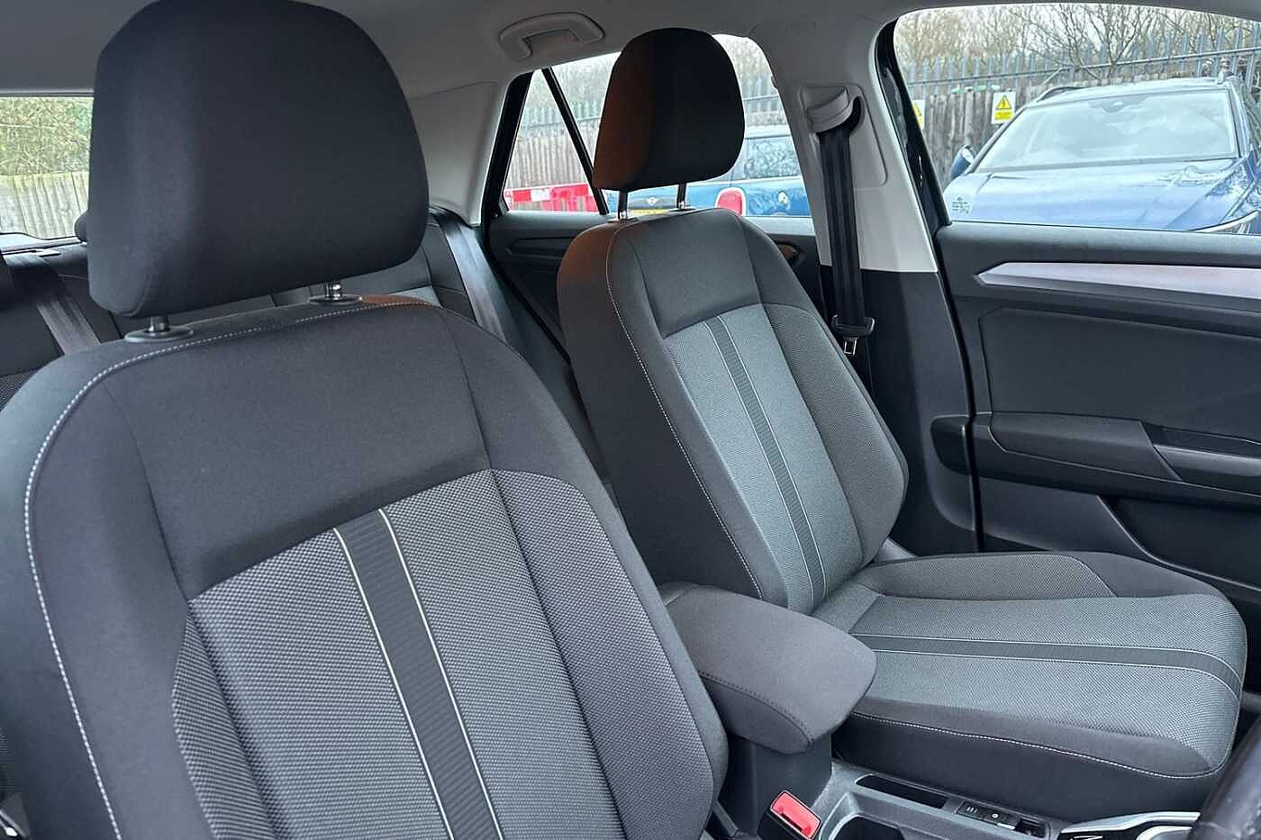 Used Volkswagen T-Roc 2022 for sale - 77013568: Photo 15