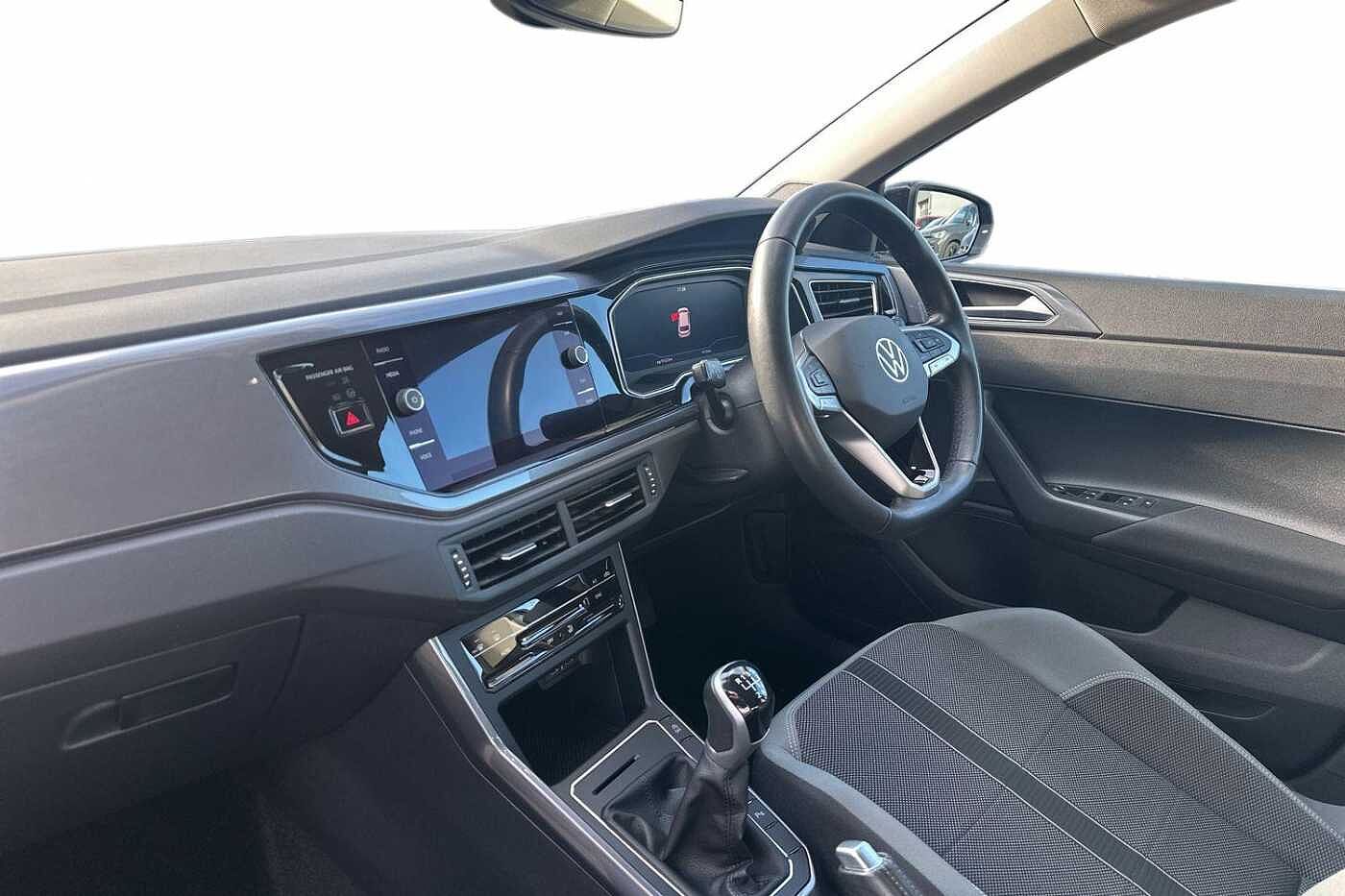 Used Volkswagen Polo 2023 for sale - 77177372: Photo 2