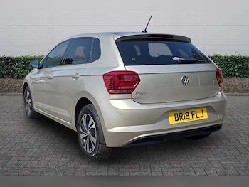 Used Volkswagen Polo 2019 for sale - 79182583: Photo