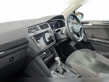 Used Volkswagen Tiguan 2023 for sale - 78088223: Photo