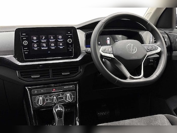 Used Volkswagen T-Cross 2025 for sale - 77627070: Photo