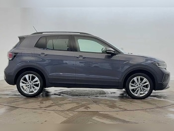 Used Volkswagen T-Cross 2025 for sale - 77627070: Photo