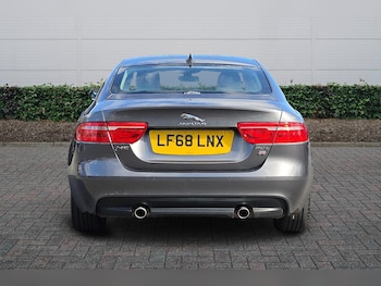 Used Jaguar XE 2018 for sale - 77959313: Photo