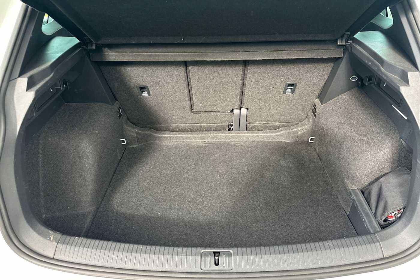 Used Volkswagen Tiguan 2022 for sale - 76111624: Photo 11