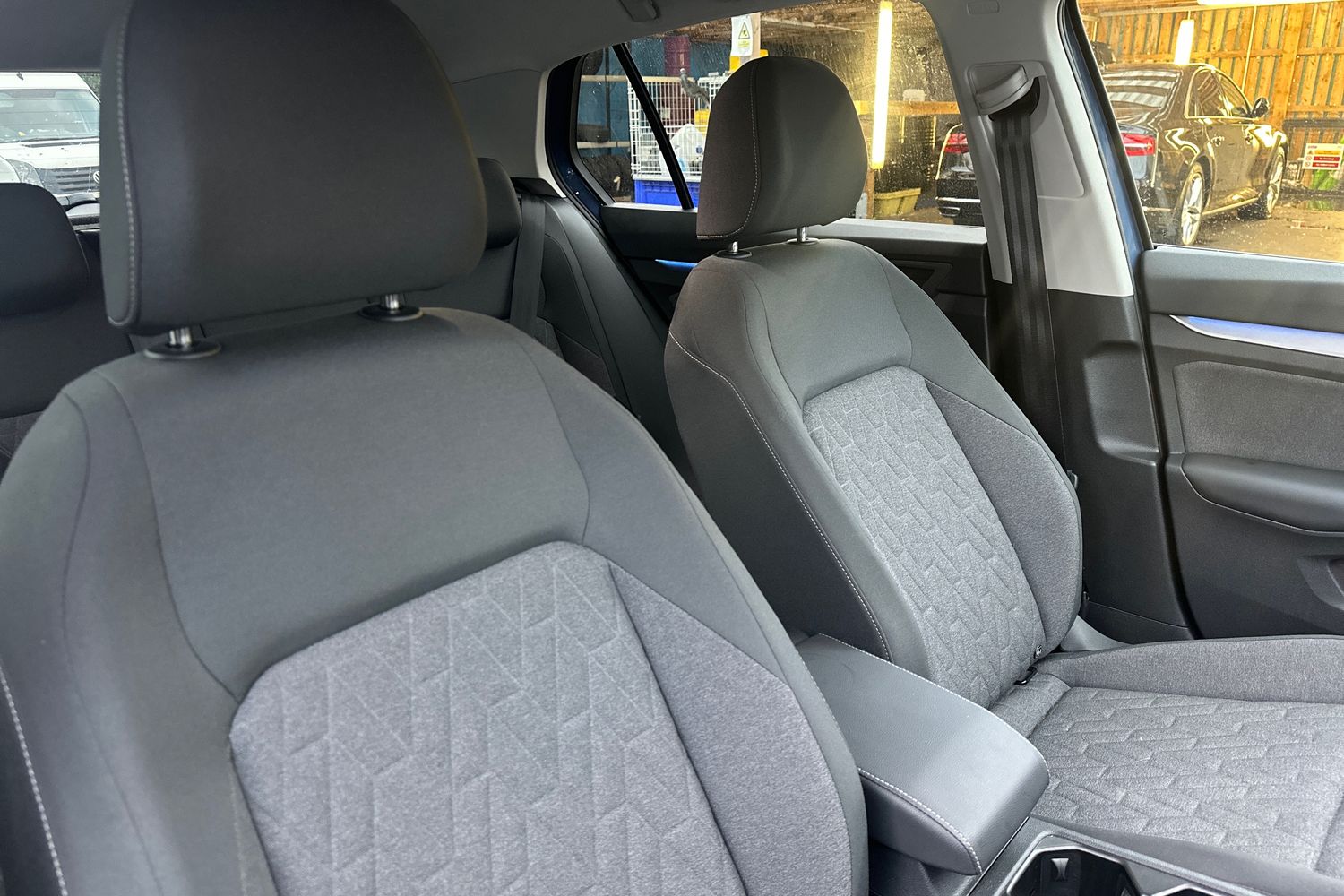 Used Volkswagen Golf 2024 for sale - 76500859: Photo 20