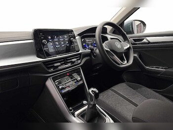 Used Volkswagen T-Roc 2025 for sale - 78418335: Photo