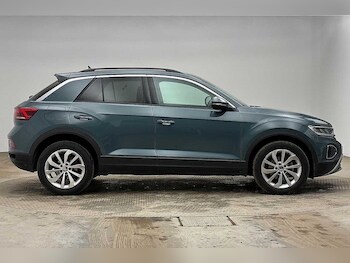 Used Volkswagen T-Roc 2025 for sale - 78418335: Photo