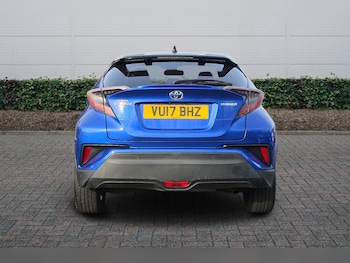 Used Toyota C-HR 2017 for sale - 77785656: Photo