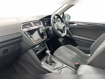 Used Volkswagen Tiguan 2021 for sale - 77413017: Photo