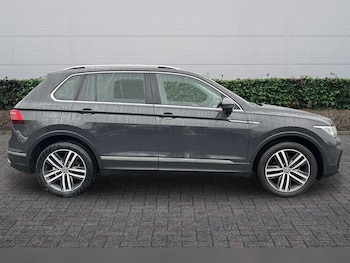 Used Volkswagen Tiguan 2021 for sale - 77413017: Photo