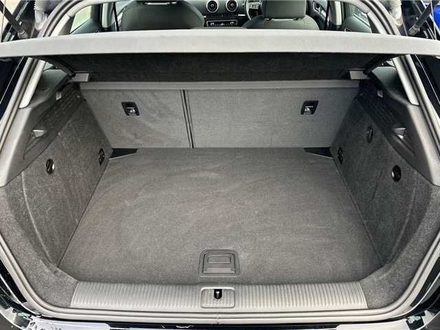 Used Audi A3 2017 for sale - 77013463: Photo 2