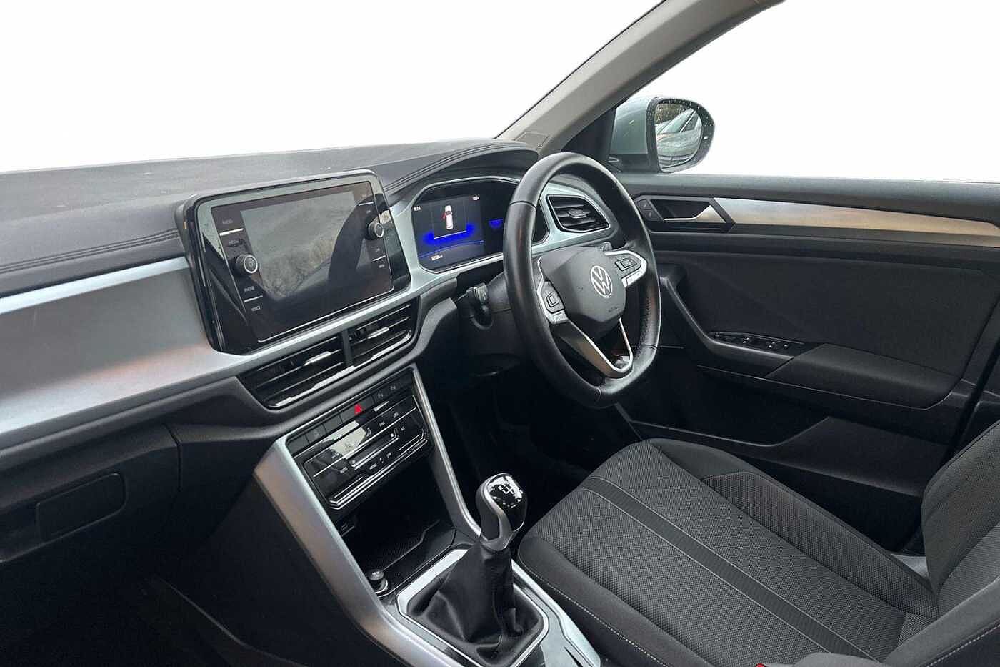 Used Volkswagen T-Roc 2022 for sale - 77176601: Photo 2