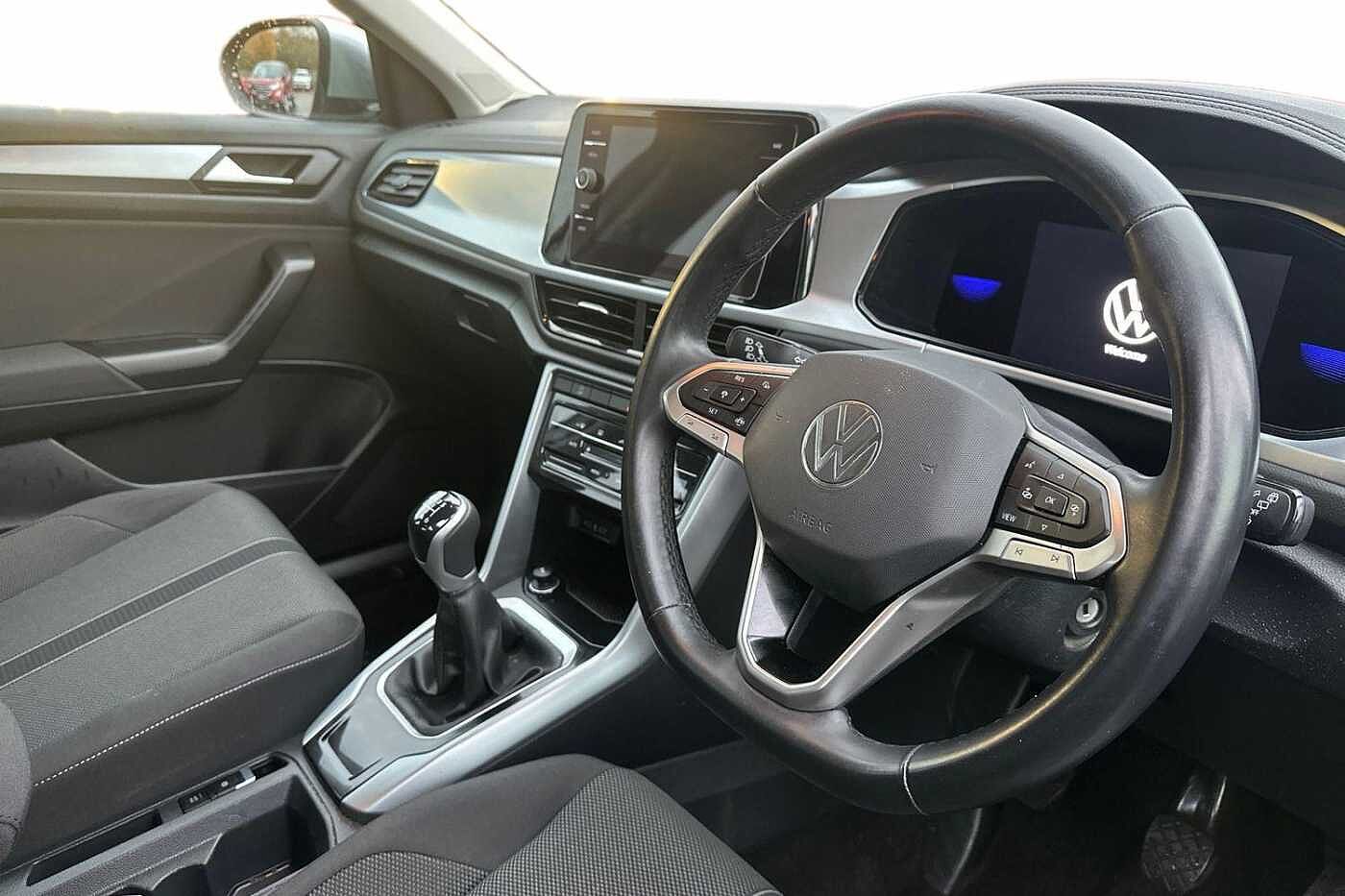 Used Volkswagen T-Roc 2022 for sale - 77176601: Photo 6