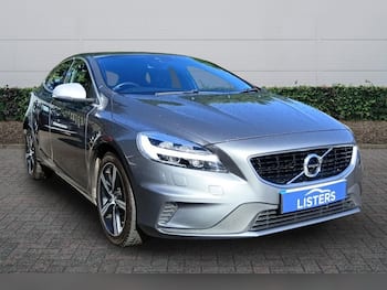 Used Volvo V40 2016 for sale - 79742817: Photo