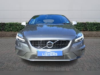 Used Volvo V40 2016 for sale - 79742817: Photo