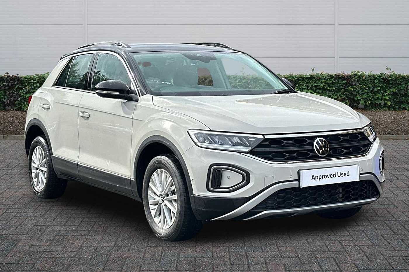 Used Volkswagen T-Roc 2024 for sale - 76241314: Photo 1