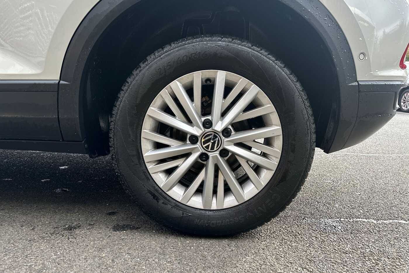 Used Volkswagen T-Roc 2024 for sale - 76241314: Photo 5