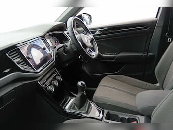 Used Volkswagen T-Roc 2021 for sale - 79566749: Photo